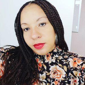 Meet your Posher, Tonya